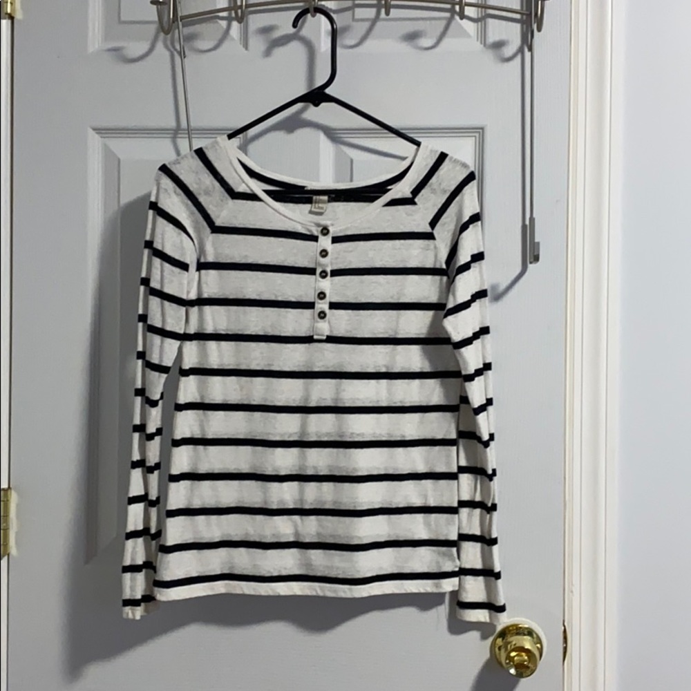 Long sleeve shirt